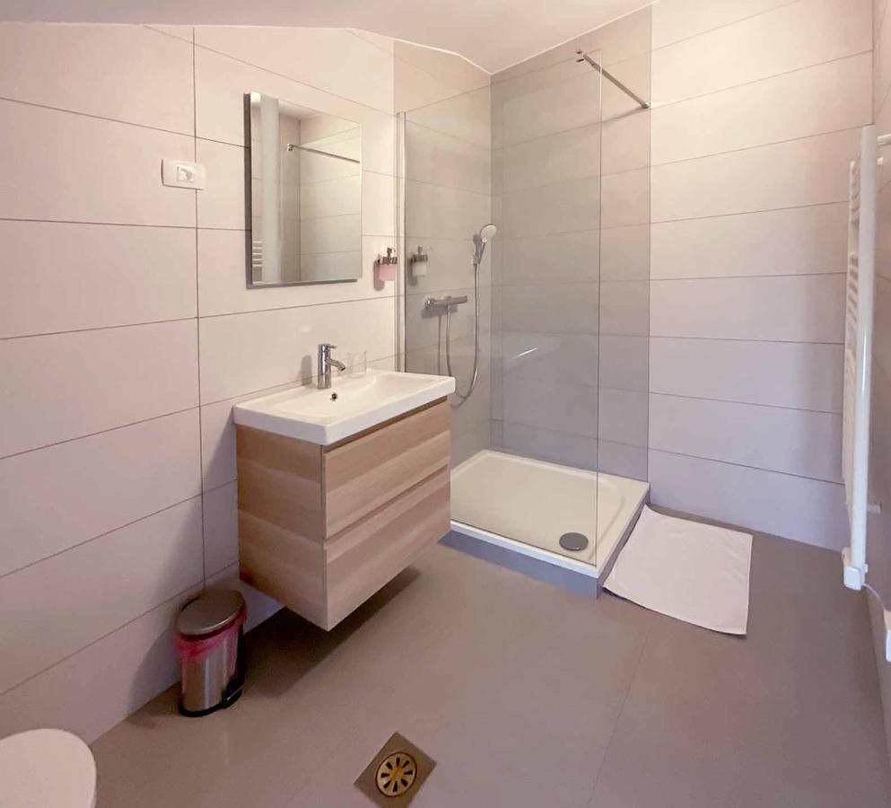 Soca Guesthouse Kanal 외부 사진