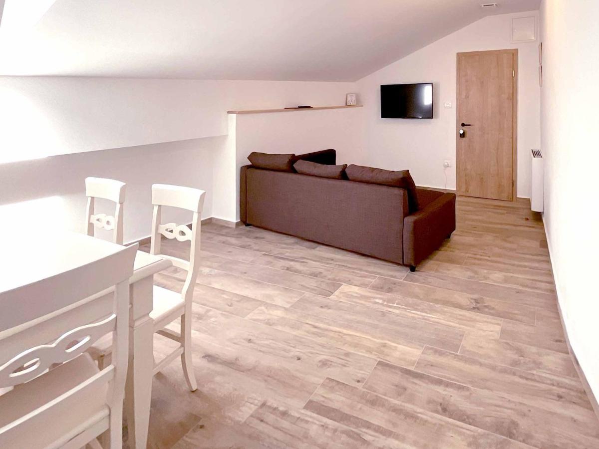 Soca Guesthouse Kanal 외부 사진